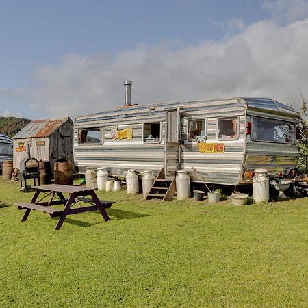 2 X Double Bed Glamping Wagon At Dalby Forest スカーバラ エクステリア 写真