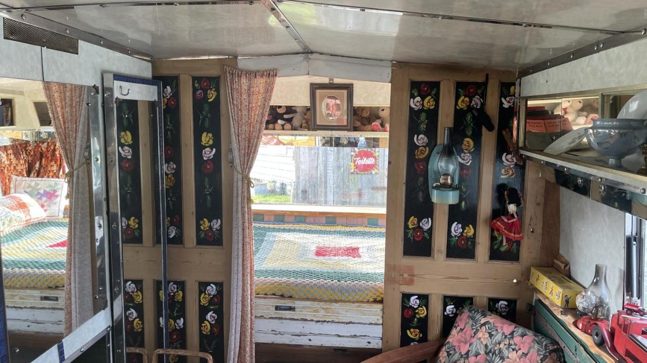 2 X Double Bed Glamping Wagon At Dalby Forest スカーバラ エクステリア 写真